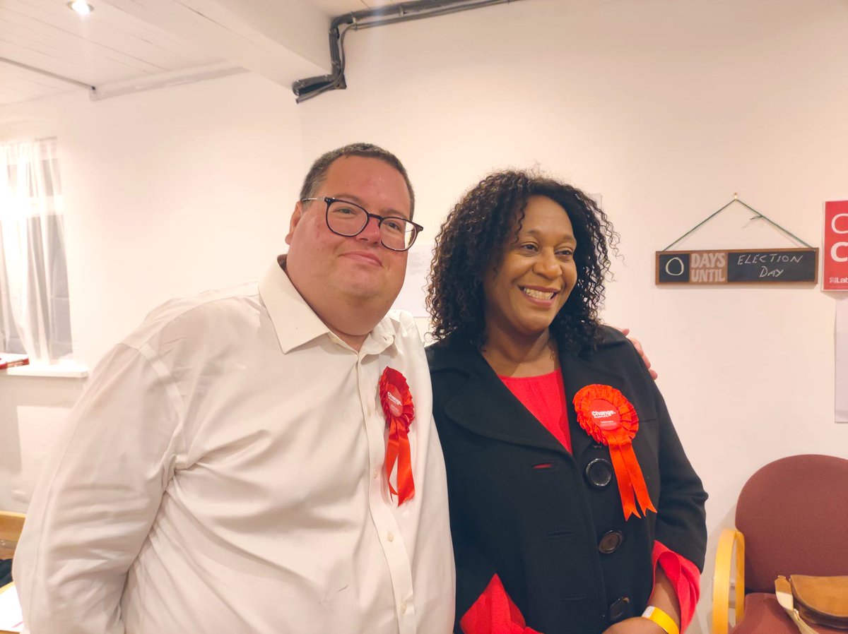 jameswjacobs's tweet image. Celebrating the sweetest of victories! Congratulations @julietocampbell - our MP! #Broxtowe