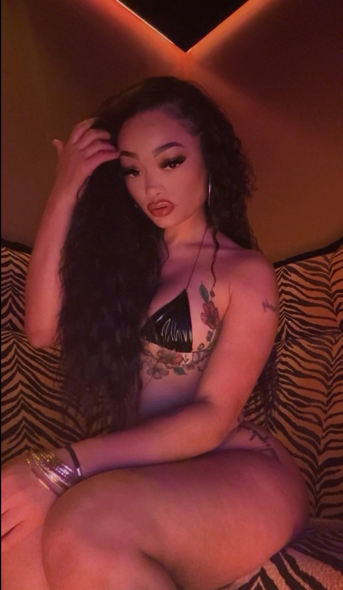 Realericarayne's tweet image. You know he choosing me, it was never you or me.