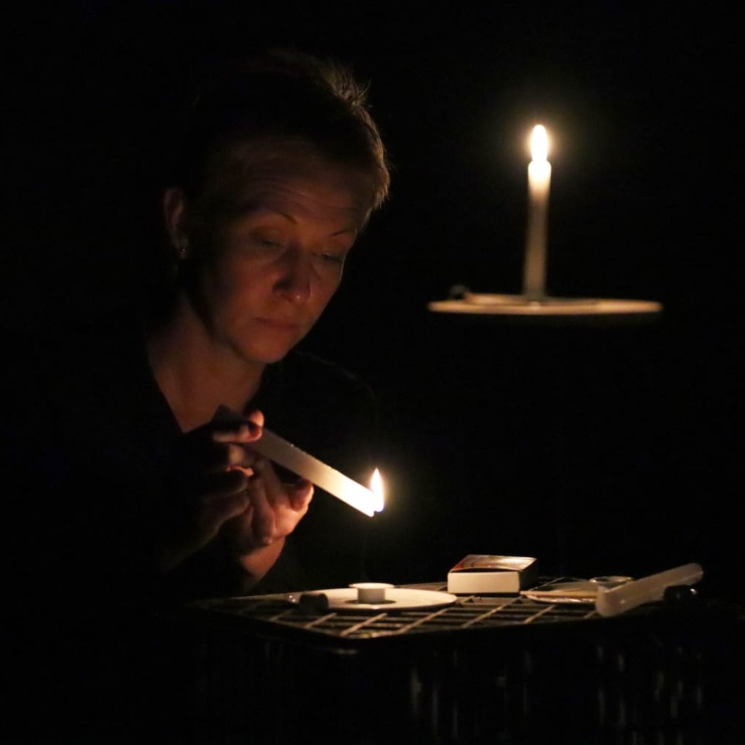 BaxterTheatre's tweet photo. BOOK HERE: https://t.co/sgotLsb1Sk

"Art Must Be..." presented by Masambe Theatre's Live Art Weekends. Join us on 11 July for a thought-provoking event with artists Jeremeo Le Cordeur, Kelby Manuel, Sjaka S. Septembir, Vuyelwa Phota, and Xavier Parks curated by Carin Bester. https://t.co/1xgifsN6cV