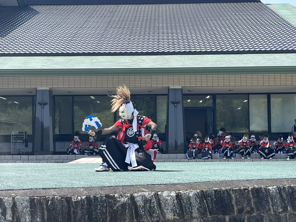 りこパン tweet media