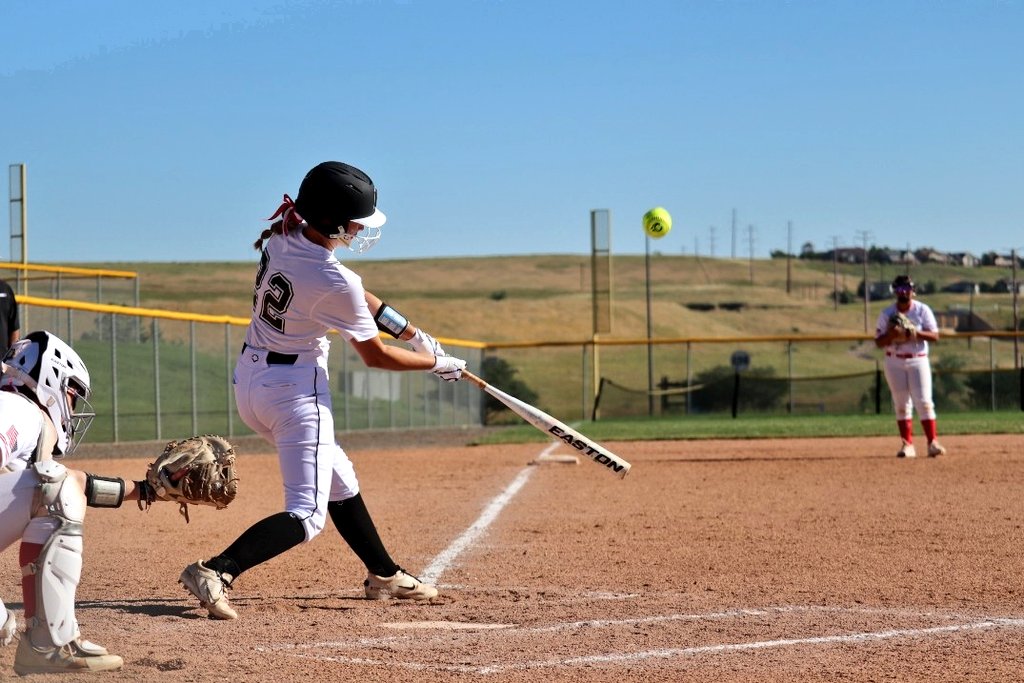 AlexisCerio14's tweet photo. 🚨🥎BRACKET SCHEDULE 🥎🚨
⏰: Friday, July 5th-12PM
🏟️: Harold Lutz Sports Complex 10664 W 58th Ave
📍: Field 1
👀: #22 Lexi Cerio
@CoachAJ10 @GeoffHirai @CrystalRosenth1 @suncitybrit @cuisoftball @CSUDHsoftball  @seattleusb @CSUSMsoftball @ElevateOneJJ @lasierrasb @CoachWags1 https://t.co/yskwa1NLUx
