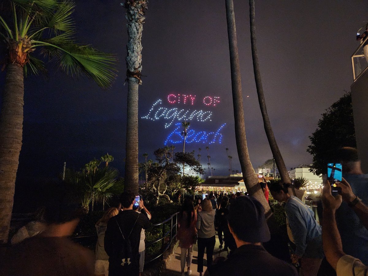 The City of Laguna Beach Fourth of July drone show is live. <a href="/TheDailyPilot/">The Daily Pilot</a> <a href="/mjszabo/">Matt Szabo</a> <a href="/CarolCormaci/">Carol Cormaci</a> <a href="/SaraCardine/">Sara Cardine</a> <a href="/lillibirds/">lilly nguyen ✌️</a>