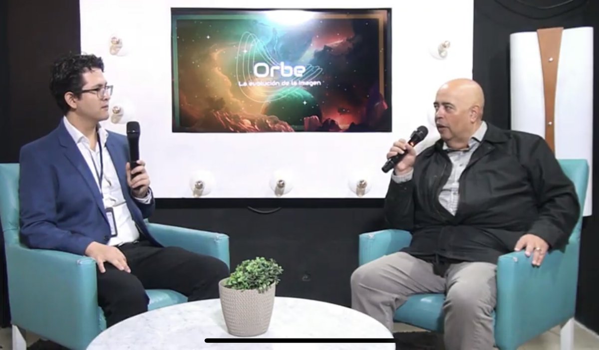 AdrianMateos_'s tweet photo. Me entrevistaron en Orbe Promo el Sábado, les comparto la liga por si quieren ver la entrevista 😎

https://t.co/5vcIgh4LpF https://t.co/a60n8JJnlW