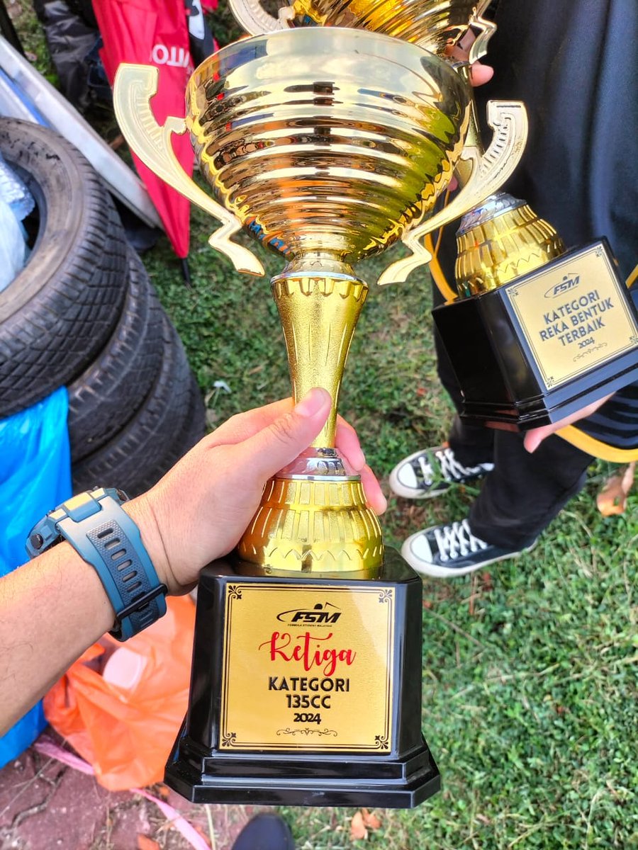 IktbnTemerloh's tweet image. ERLUMBAAN FORMULA STUDENT MALAYSIA 2024
TAHNIAH ATAS KEJAYAAN
Team IKTBN Temerloh
Lokasi : Litar Lumba Rakyat Kuala Selangor, Selangor.

#formulastudent2024 #iktbntemerlohpahang #TvetILKBS #profesionalterunggul #bpkbkbs #MalaysiaMADANI