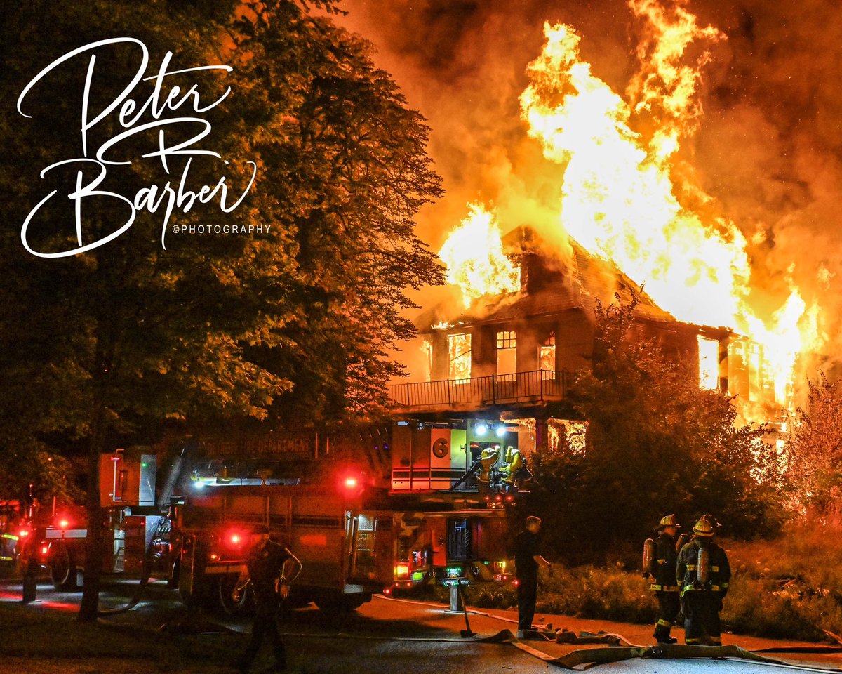 prbarber1's tweet photo. Happy Fourth of July Detroit ‘Job City’ style! https://t.co/8SrnNpvymg