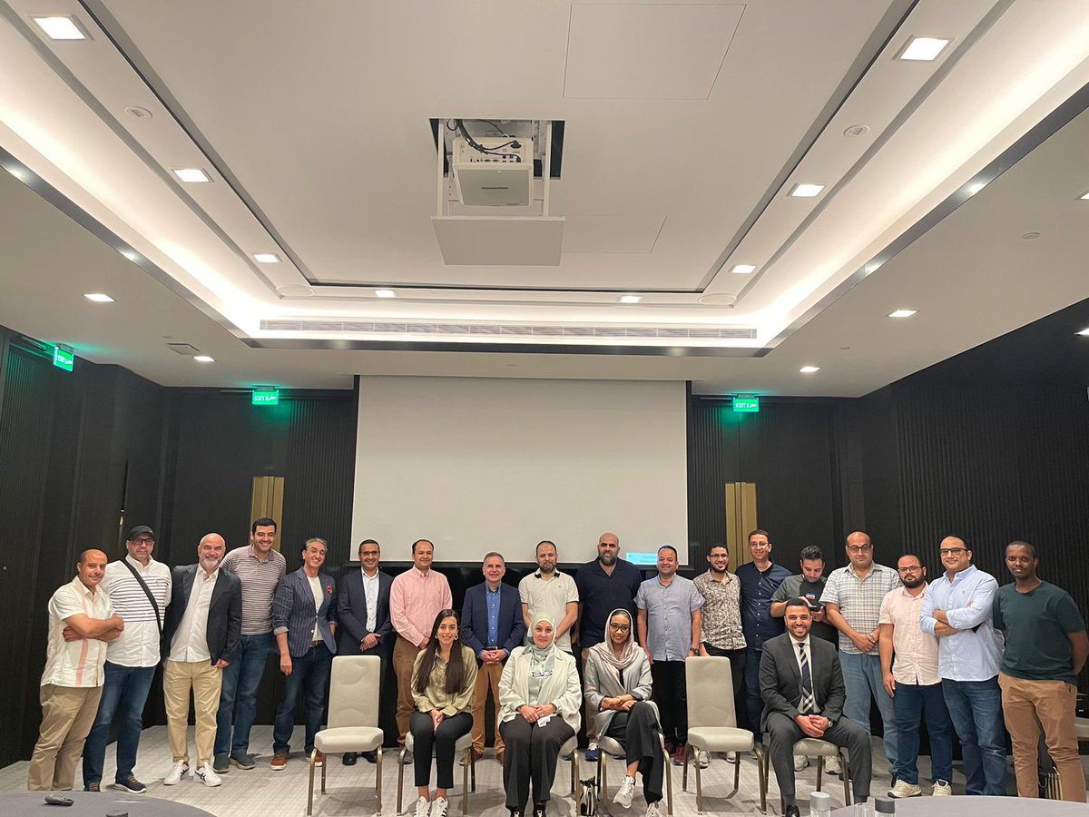 g_mountzios's tweet image. Best of  #ASCO24 GCC tour

Dubai🇦🇪
Abu Dhabi 🇦🇪
Jeddah 🇸🇦
Riyadh 🇸🇦
Muscat 🇴🇲
Doha 🇶🇦
Bahrain 🇧🇭
Kuwait 🇰🇼

6 countries in 5 intensive days, full of scientific exchange, brainstorming and networking. Impressed by infrastructure, facilities and the huge potential of the GCC region…