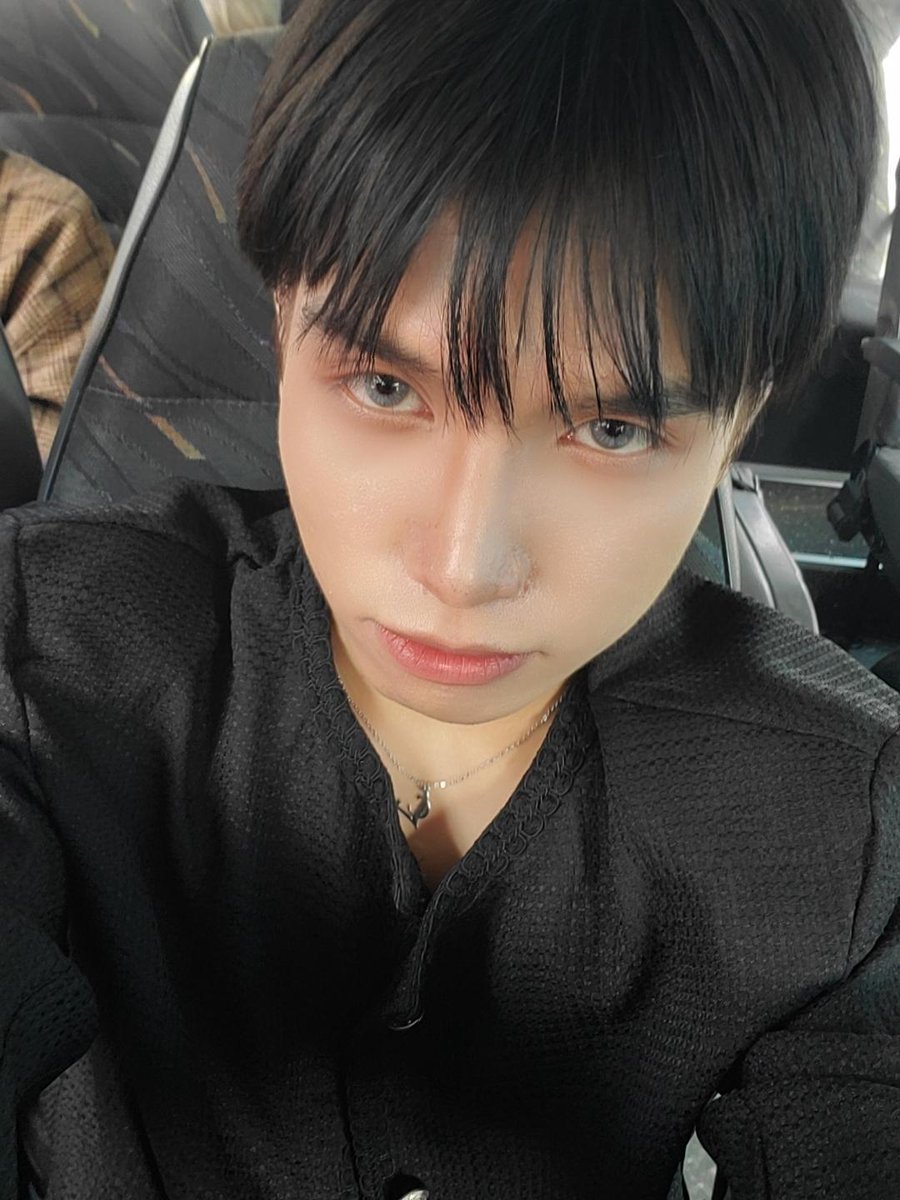 [240705]

🫧 CLYN BUBBLE UPDATE 

“Good morning ESENSE. Thank you sa the greetings for our 3rd month. Ito na yung matagal niyo nang hinihingi na selca 😽”

#6ENSE #ESENSE #Luv46ENSE <a href="/ESENSEofficial/">ESENSEofficial</a> <a href="/6ENSEofficial/">6ENSE</a>