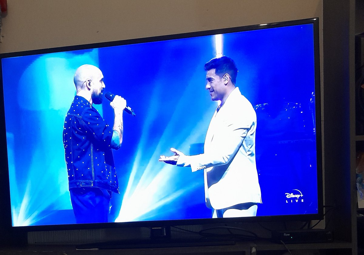 letialderete01's tweet image. Argentina Te Ama!!  @_CarlosRivera  lo dijo el Querido @AbelPintos en nombre de todas las Riveristas!! 
#CarlosRiveraXXAñosDeCarrera 
#CarlosRiveraXXAniversario  #CarlosRiveraXX #CarlosRiveraEnDisneyPlus 
@WestWoodEntt  @disneyplusla  @Online_RiveraP  @ORiverargentina