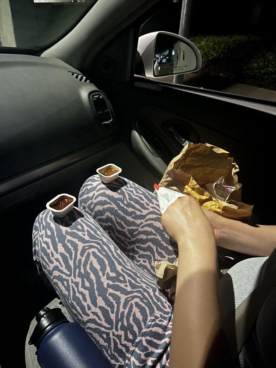 Why she hella cute for putting her sauce like that? Lol