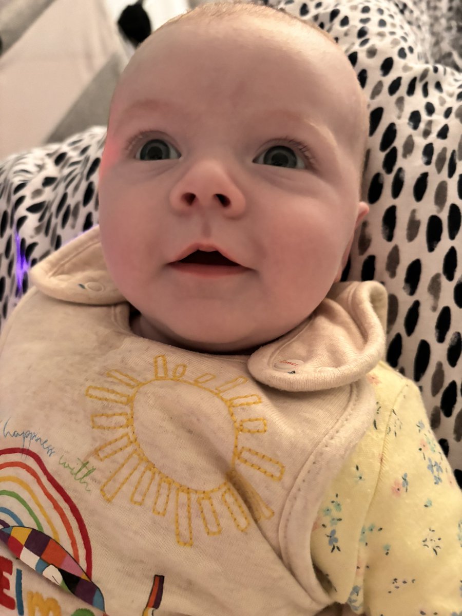 jmk33__'s tweet photo. Someone please tell me how my nutter of a child looks so refreshed after getting up every 1.5 hours in the night to drink 1oz of milk and stare at me for 45 mins 😆😂 https://t.co/DWd93VS2zO