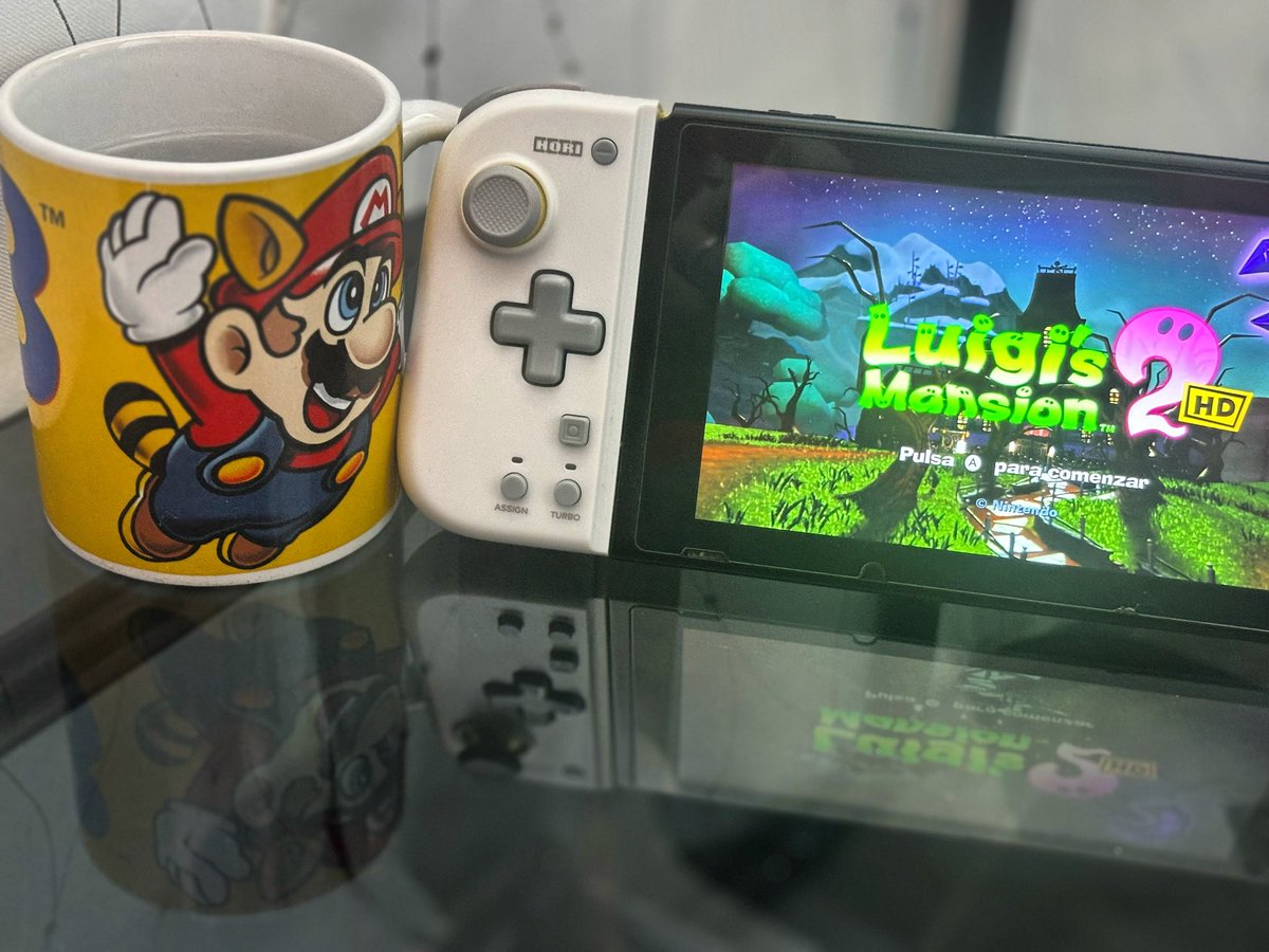 Sergi_AM's tweet photo. @UnlockSwitch My Switch, Luigi and my Super Mario cup are waiting!! 🤞🤞🤞 https://t.co/TNsxIBhvph