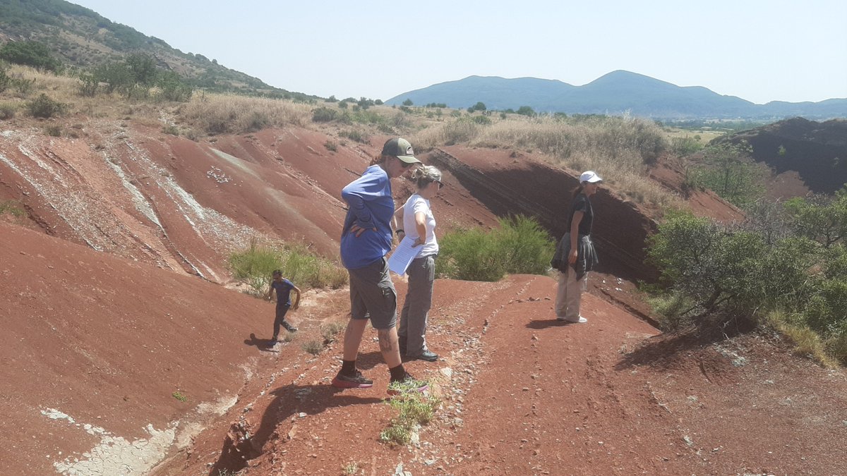 BSIP_official's tweet photo. Dr. P. Verma, Scientist #BSIP, presented her research ‘High rainfall provided resilience to #palaeotropical rainforests during Early #Eocene Climatic Optimum (EECO)’ at the 56th Annual Meeting of AASP-The #Palynological Society in France followed by a filed-work on June 28, 2024. https://t.co/19M2q0B8rl