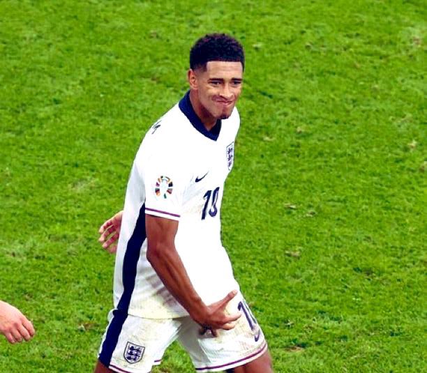 Bu etiketi gören herkes lütfen bir tweet bile olsa 2 dk vakit ayırın ! 
 #BeFairUEFA