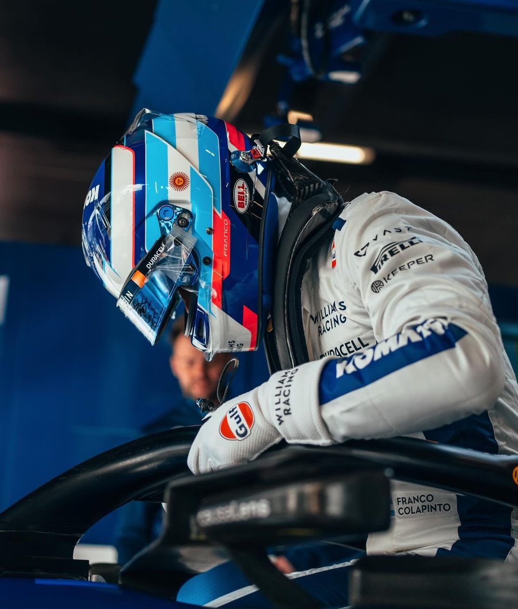 jhr_esp_'s tweet photo. En un día histórico para el automovilismo argentino, desde Juncos Hollinger Racing queremos desearle el mejor de los éxitos a @FranColapinto quién estará debutando en la @F1 🇦🇷💚 https://t.co/ChoFlaMcRq