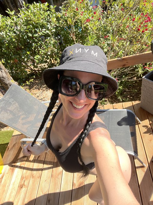 &hellip;. Hey @MynxCo - look where I took u guys  #croatia https://t.co/JRx76rPiS2<a class="tags" target="_blank" title="On Twitter" href="/?out=eyJ0eXAiOiJKV1QiLCJhbGciOiJIUzUxMiJ9.eyJpYXQiOjE3MjA3NDk0MzcsImlzcyI6InR3cG9ybnN0YXJzLmNvbSIsIm5iZiI6MTcyMDc0OTQzNywiZXhwIjoxNzUyMjg1NDM3LCJyZWRpcmVjdF91cmwiOiJodHRwczovL3R3aXR0ZXIuY29tL015bnhDbyJ9.D5jNOBuag7MagPKMVjtJqiWdsq8pncJAL8mFZFC38-_f_Ku4_trI0JRZzT-3JHO1Gpz_B4G2-tBskADb45BwCg">@MynxCo</a><a href="/tag/croatia"class="tags">#croatia</a>