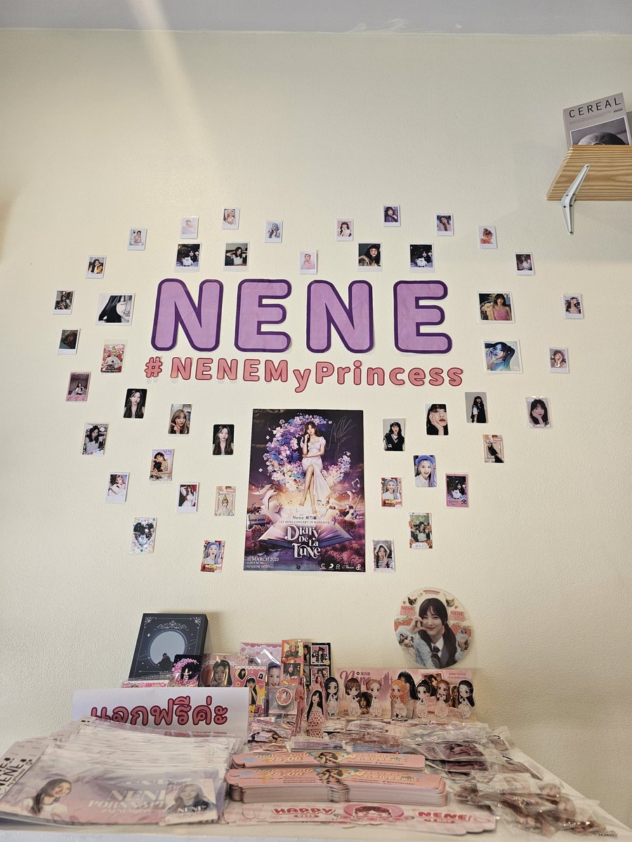 weena_lookmoo's tweet photo. กิ้บอะเวย์ที่เหลือจากคาเฟ่ #NENEMyPrincess อยู่ที่นี่หมดแล้วน้า ที่วีไม่มีเหลือสักอย่างแล้วนะ😆 ใครมีเวลาแวะไปร้านของอะตอมท่านนี้ได้นะคะ https://t.co/OslP2s5DQJ