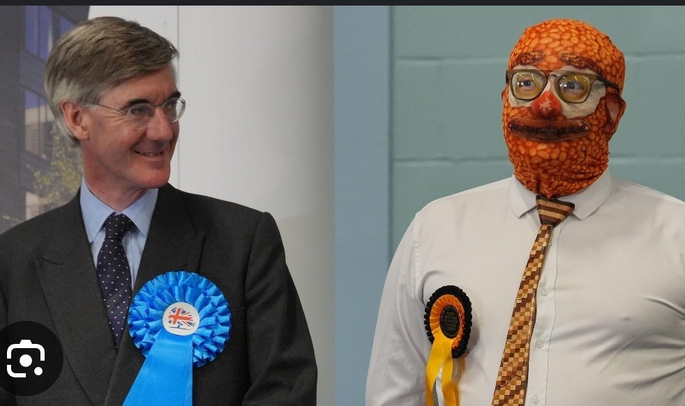 Jackson_Patrick's tweet image. The state of politics in this country, look at  this silly bozo the clown nonsense novelty crazy Charecter waste of time fancy dress wazzock on the podium in Bath..... #GeneralElections2024 #ToriesAreOut