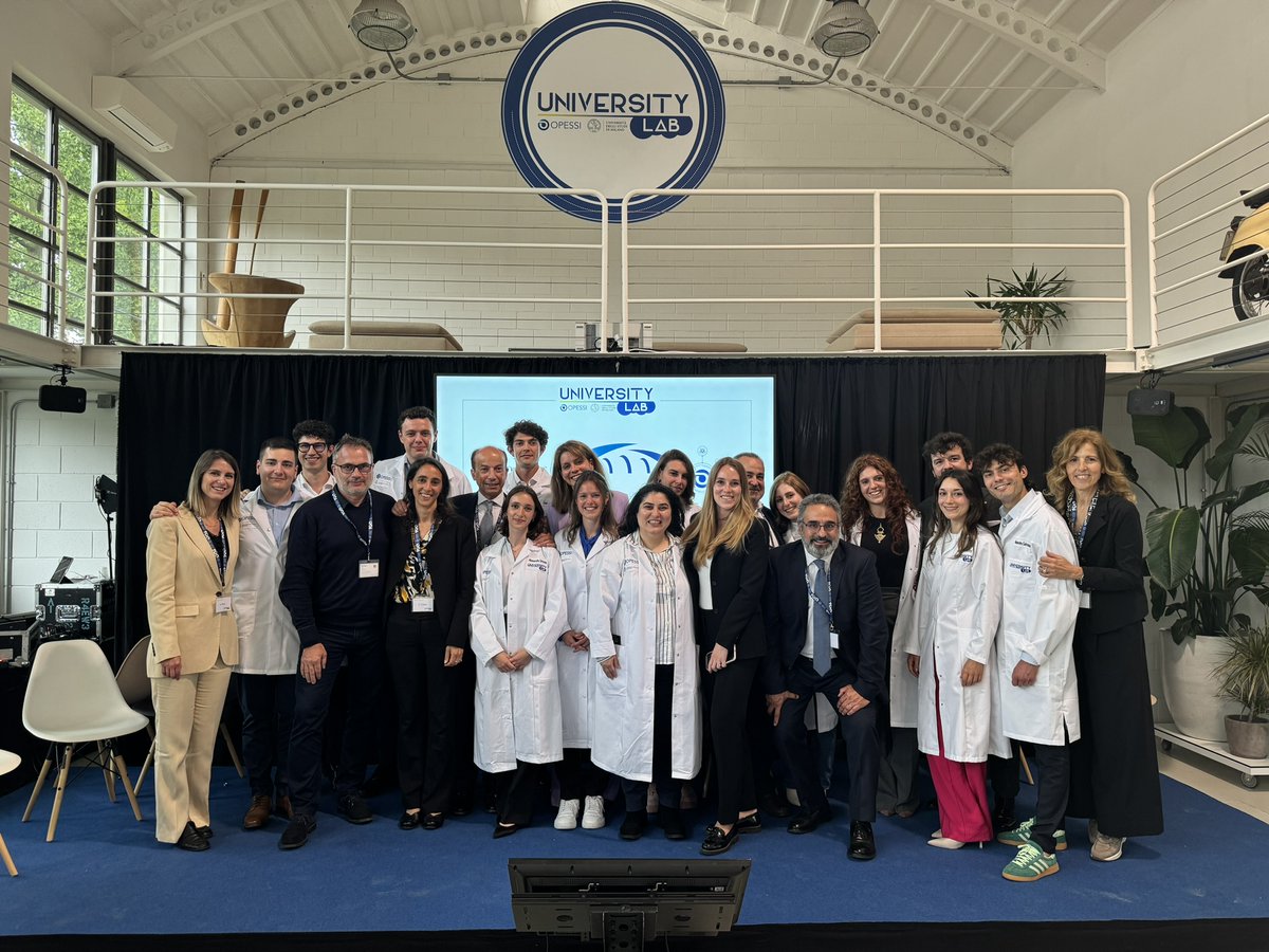 LaStatale's tweet image. Sbris&amp;amp;Love: cioccolato, zenzero e Karkadè per il nuovo dolce “made in” Statale. Da Opessi #UniversityLab, un nuovo prototipo di prodotto alimentare messo a punto da studentesse e studenti di Scienze e tecnologie alimentari de @LaStatale👉 bit.ly/4cR0QI3