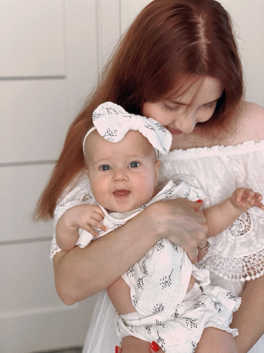 AngieMKTmom's tweet photo. 6 months with you 💫
Adelina, being your mom has been the most challenging yet full of love journey in my life!
We love you to the moon and back, our sweet Mandrake 🥹
#halfwaytoone https://t.co/2lzM8fcyEE