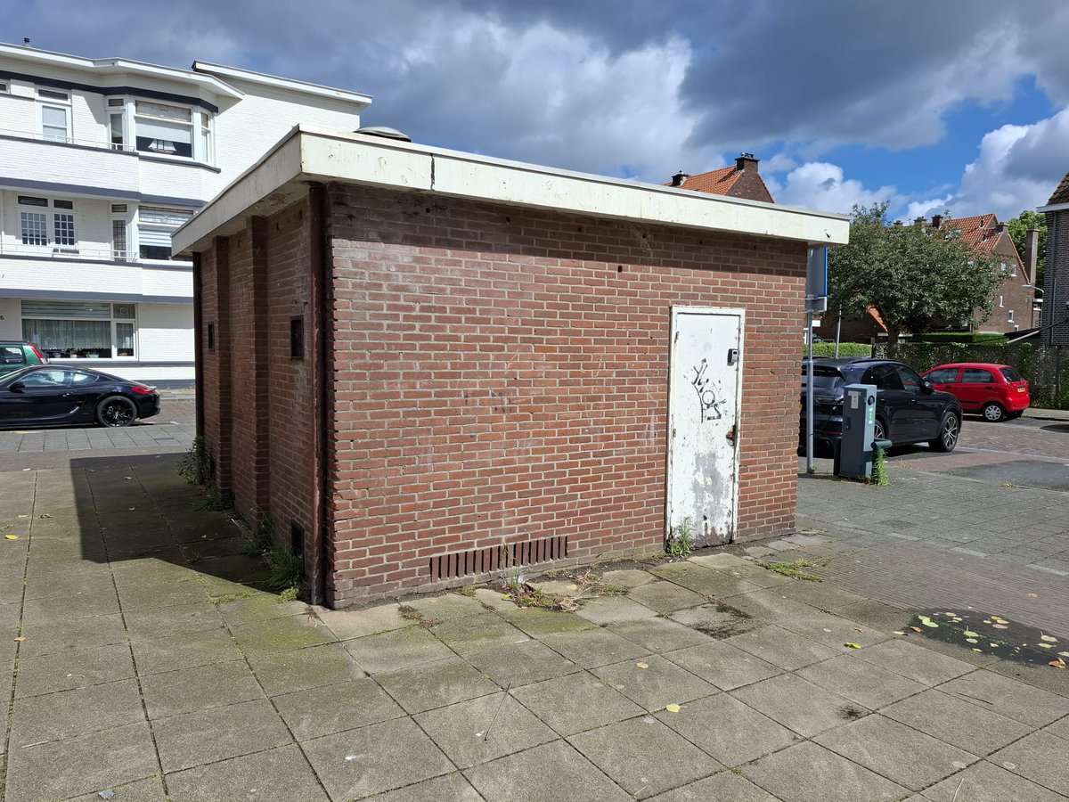 Deze trafohuisjes worden ook opgeknapt naar aanleiding van vragen van <a href="/VVDLdamVburg/">VVD Ldam-Vburg</a>. In overleg met de wijk #voorburgnoord komt er graffity op.