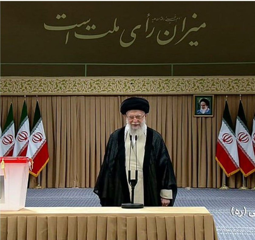 khanoom110's tweet photo. در این مرحله مردم باید همتشان بیشتر باشد تا کار را تمام کنند و فردا رئیس جمهورمان را داشته باشیم ، شنیدم شوق و علاقه مردم بیشتر از قبل است، خداکند این‌طور باشد.
#انتخاب_کنید
#جلیلی https://t.co/W9VL1k7HCs