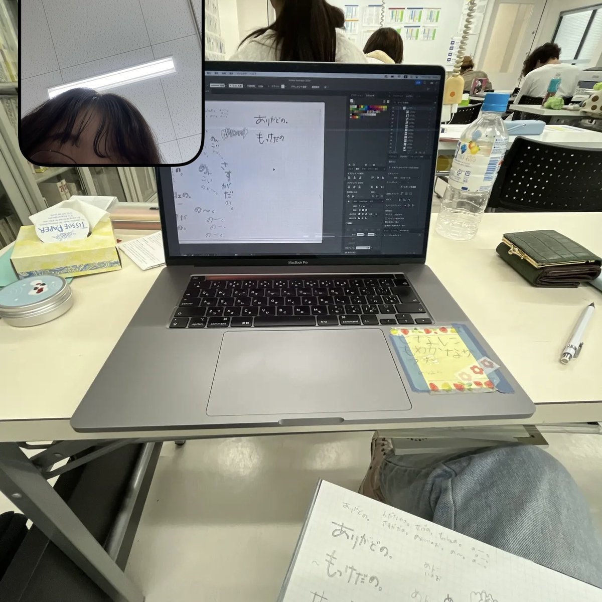 koimu_6's tweet photo. 課題に追われてて気づいたらクリケットまで残り2週間。

おらほのノートもやることいっぱいだけど、今日はとりあえずクリケット準備に集合しました。

今学期ももーすぐ終わり。

#デザイン学生日記 https://t.co/cujNN1S51l