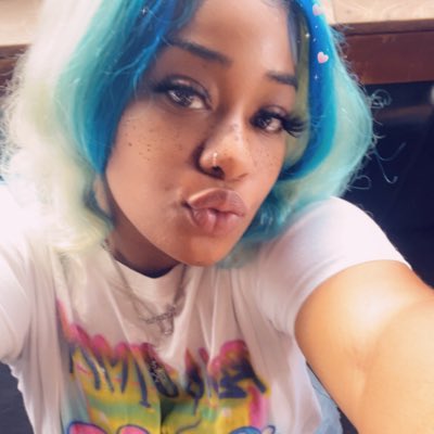 vivalareyy's tweet photo. #NewProfilePic https://t.co/mYW3C2rf5j