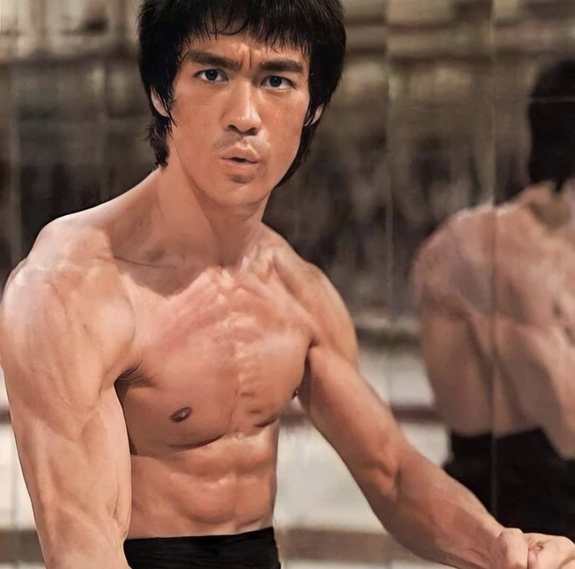 brucelee's tweet photo. Destroy the image, and you will break the enemy. https://t.co/Tl6SOaQsdb