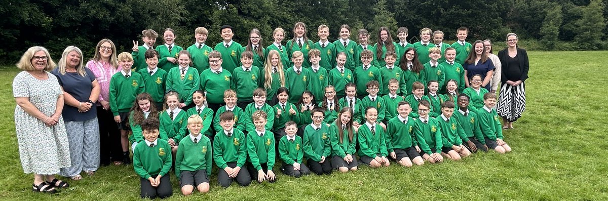 LockiesCPS's tweet photo. Remember today is a non uniform day! We are encouraging colourful wear but it’s a day of mindfulness to end our transition week. Socks to be worn as we have some inflatable activities! After school it is Summer Fair from 4pm! Another ‘last one’ for this bunch of wonderful children!
