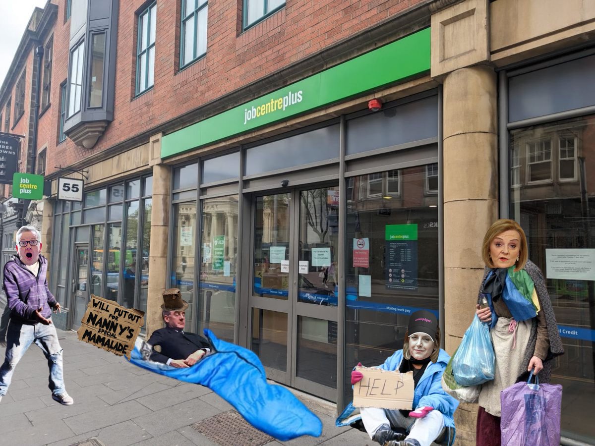 Dancing_Gove's tweet photo. Spike in new claimants reported at job centres all over the country on Monday morning.

#GeneralElection2024 #reesmogg #jacobreesmogg #pennymordaunt #ToriesAreOut #LizTruss #ElectionResults https://t.co/xrI0UpTc5A
