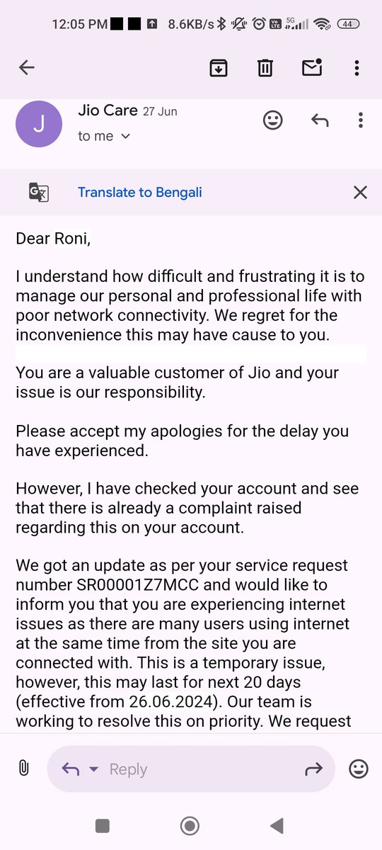 swade_bangali's tweet photo. @_MukeshAmbani You all can see how Jio service is cheating common man. The problem with the internet is that I can't do office work. How inhumane are they that after contacting them they say it will take 20 days. 😡😡😡 @reliancejio @JioCare #Offjio https://t.co/x9dLytmdWo