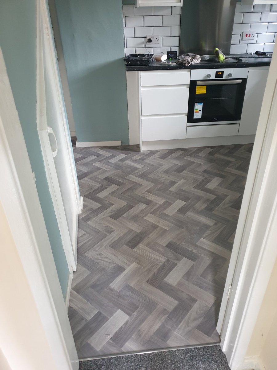 DarbyCarpets's tweet photo. Flooring completed in for a rental property in #Corby 👍🏻

#Flooring #RantalProperty https://t.co/YiQYGxOdIN