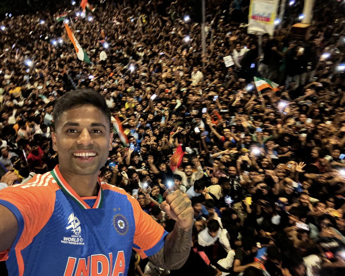 surya_14kumar's tweet photo. Last evening was so surreal! 🥹♥️

What a day of joy, emotions and celebrations all around 🙌
𝐓𝐡𝐚𝐧𝐤 𝐲𝐨𝐮! For the love, for the memories, and for showing what this Cup means to you. It is back home, and it belongs to all of 𝙮𝙤𝙪 🇮🇳🏆 https://t.co/JVvwBD9Qp7