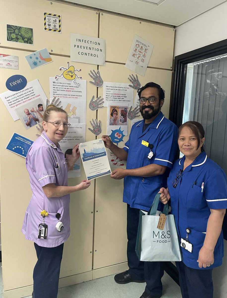 💙 Team F10 at The Royal Oldham 💙 tweet media