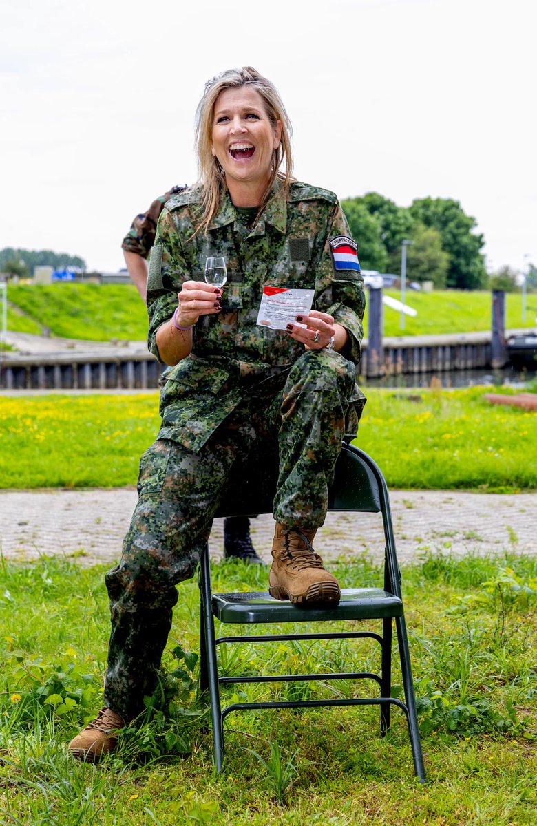 Regimentscommandant Genie tweet media