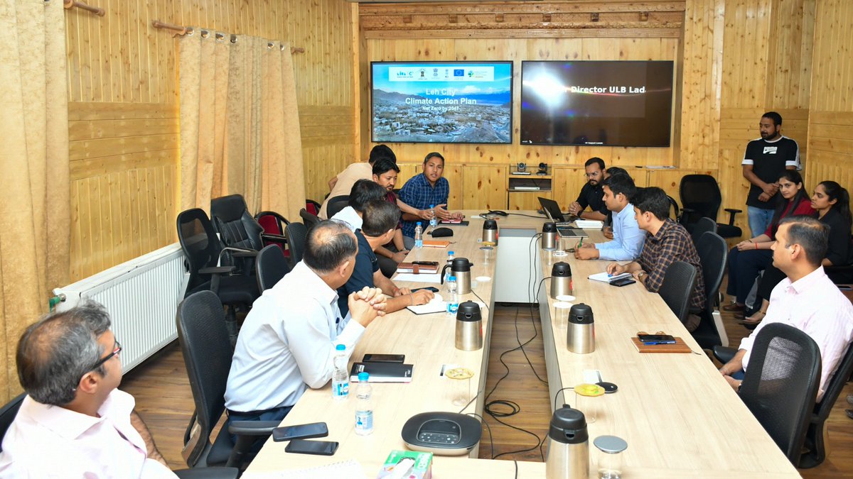 DIPR_Leh's tweet image. Advisor Ladakh Dr Pawan Kotwal Convenes Meeting to Discuss Climate Action Plan for Leh City. He instructed PHE to conduct water recharge structures.
@lg_ladakh @LadakhSecretary @LAHDC_LEH @DC_Leh_Official @MCL_leh @Mayors4Climate @NIUA_India
Read more: facebook.com/share/p/hccTcn…