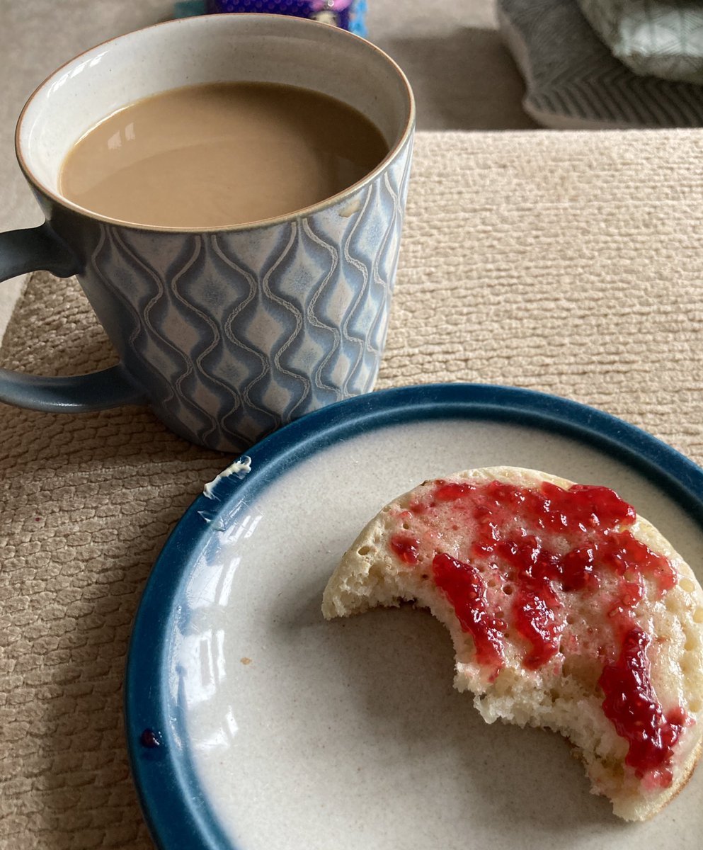 What a night! Refuelling and catching up on what I missed after 4am 😆