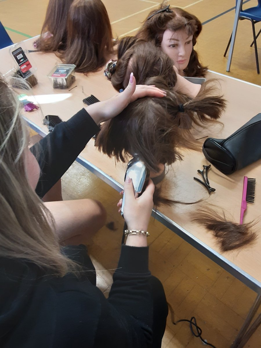 wearestclares tweet media