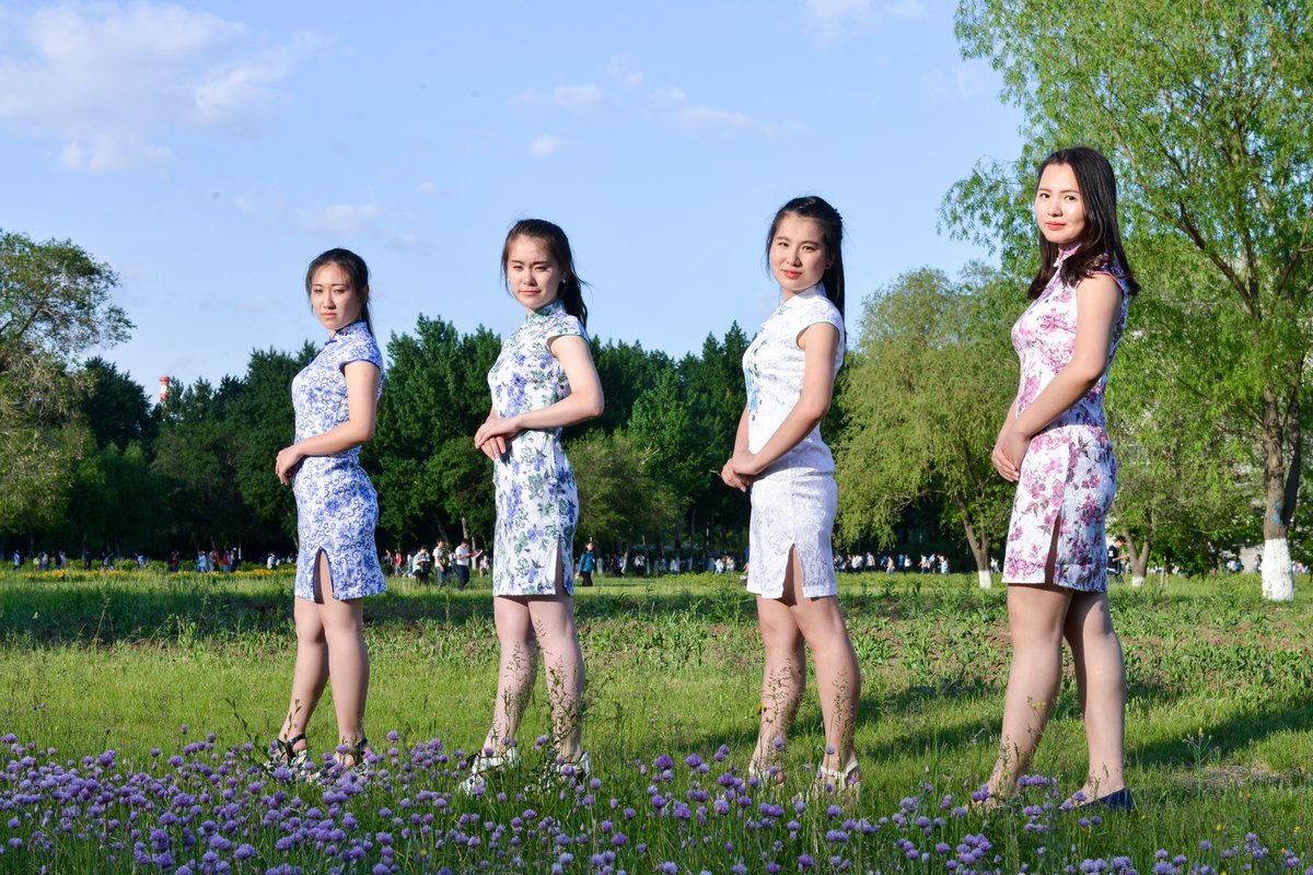 毕业小姐姐写真[248P+2.51G] #眼镜娘 #眼镜妹 #毕业照 #女大学生 #写真 
No.071717 预览全套尺度看置顶或私信 投稿：@007share 
眼镜娘圈子：https://t.co/VSeJDJ4qxz https://t.co/TjaruuUVPn