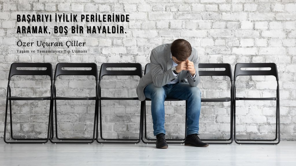 Başarıyı iyilik perilerinde aramak, boş bir hayaldir.

#KişiselGelişim #GününSözü #Aforizma