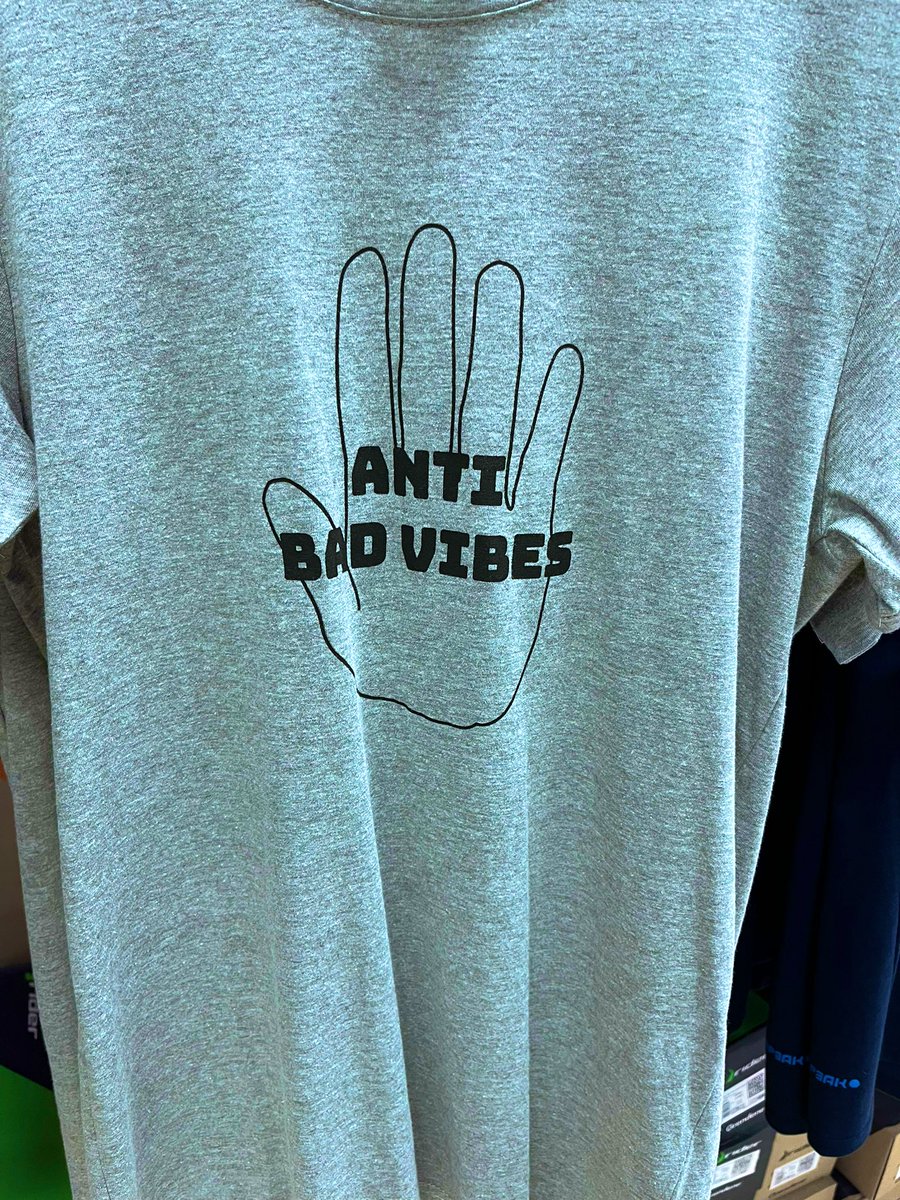 just_hank_moody's tweet image. #CoolVibes