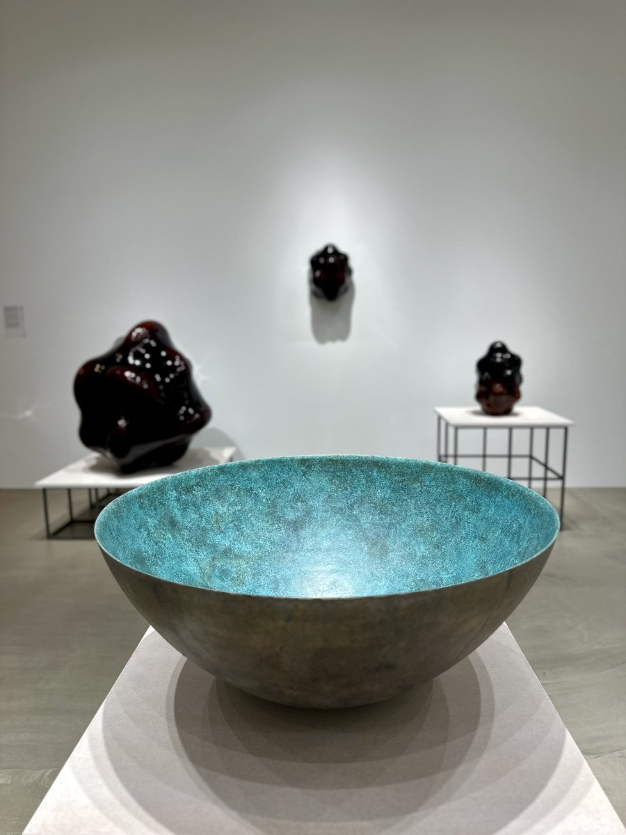 Fashion_Tsushin's tweet photo. 週末は天王洲アイルへ! #工芸的美しさの行方 展が #terradaartcomplex #bondedgallery でスタートしました。以前番組で取材した #石塚源太 さんをはじめとする、現代の美術工芸品が一堂に展示。宇宙を感じる日本の工芸の美しさを是非感じてみてください。
7月16日(火)まで開催 https://t.co/i4hgZrTcb8