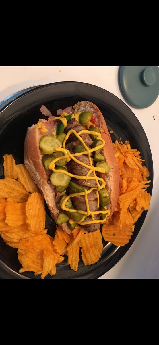 BiffsWerd's tweet image. I was busy celebrating and cooking w my dogs. Chopped cheeses in chick filet sauce and all dressed Chips w All dressed Dog #Happy4thofJuly from Canada