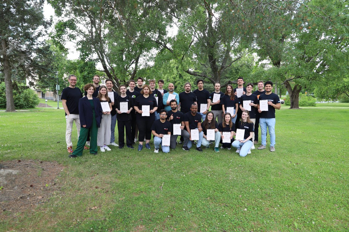 ATTRACTEU's tweet image. Thanks to all the students for their great job 💪 🥳.

✅ Discover more about the innovative projects developed in this last round 👉 attract-eu.com/base-program-s…

✅ More details about the #BASEprogram 👉phase2.attract-eu.com/projects/base/