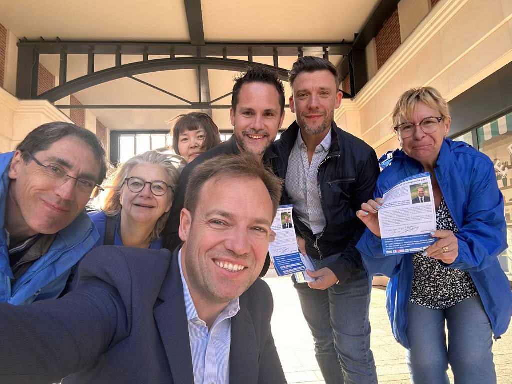 JD_Berger's tweet photo. #legislatives2024 🗳️🇫🇷
À #clamart #chatillon #fontenayauxroses #leplessisrobinson, nous sommes partout à votre rencontre en ces derniers instants de campagne pour échanger sur notre programme ! https://t.co/n5yjZcBozu