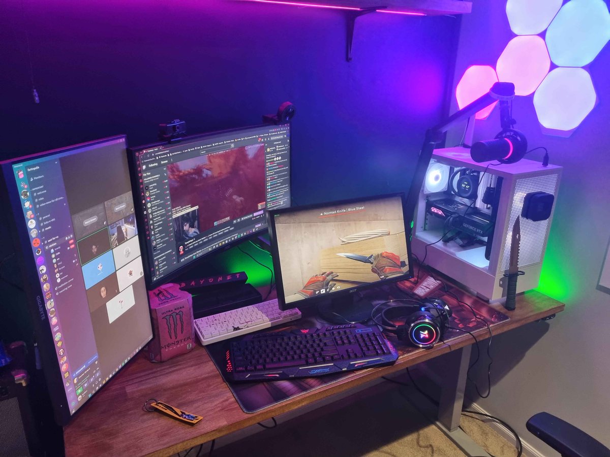 Maybe_Nobyl's tweet photo. new setup, thoughts? @templetaps @x711AnarchyRust @brandy_cs https://t.co/lMP20reU4W