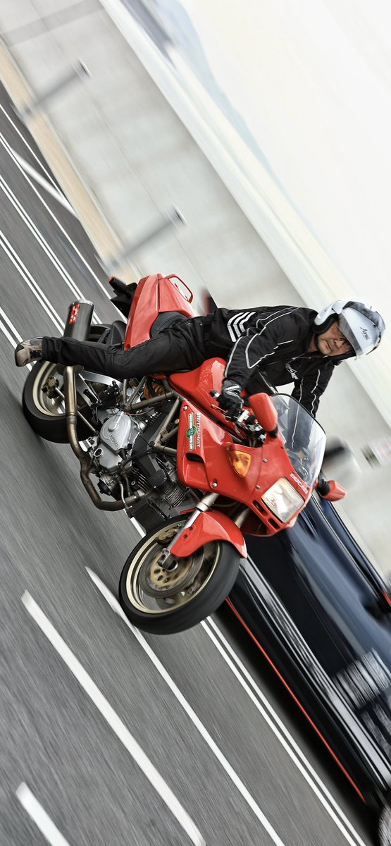 seisyopa's tweet photo. 流し撮り練習の成果物
モデルさんありがとうございまーす
#バイク好きに届け #バイク乗りに届け #バイク好きと繋がりたい #バイク写真 #走行写真 #流し撮り練習中
#ducati #ss900 https://t.co/kr2ZtbbRe9