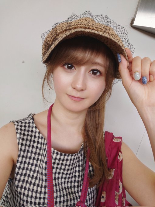 お仕事おっわり！ 本日20時～TikTokで30分程雑談配信します🌠 https://t.co/QeMJZWSL0f  そのあと21時〜ナツノカナタ続きやります！！ https://t.co/0z4pZerH6d  てか暑すぎない&hellip;？？溶けるど(:зꇤ<a href="/tag/pr"class="tags"><span>#pr</span></a><a href="/tag/%E3%83%89%E3%82%A5%E3%83%BC%E3%83%A0%E3%82%BA%E3%83%87%E3%82%A4"class="tags"><span>#ドゥームズデイ</span></a>