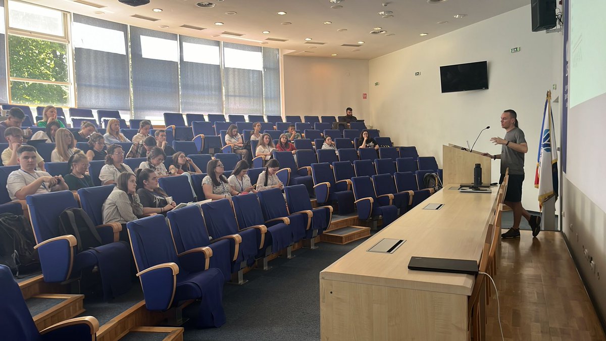Martin Hölzer (@martinhoelzer) on Twitter photo Excited to attend/present at 3rd "Eastern European Bioinf & Comp Genomics School" in Suceava, Romania eebgschool.org
1st week over: great speakers, students, & research - discussing wastewater surveillance, genomics & bioinformatics.
thx <a href="/serghei_mangul/">Serghei Mangul #UkraineWillWin 🇺🇦🇲🇩🇺🇸</a> for the invite! Excited to attend/present at 3rd "Eastern European Bioinf & Comp Genomics School" in Suceava, Romania eebgschool.org
1st week over: great speakers, students, & research - discussing wastewater surveillance, genomics & bioinformatics.
thx <a href="/serghei_mangul/">Serghei Mangul #UkraineWillWin 🇺🇦🇲🇩🇺🇸</a> for the invite!