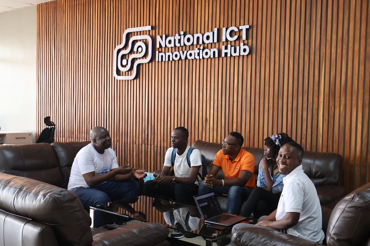 WCMukono's tweet image. More from the @InnovationHubUg,  as part of the #WebsiteCompetitionUG : Panelists discussion 
@ICTClubsUg @ictteachersug @WordPressKLA @WordPressMasaka @WordPressJinja @WordPressLira @WordcampEntebbe @WordPressMukono